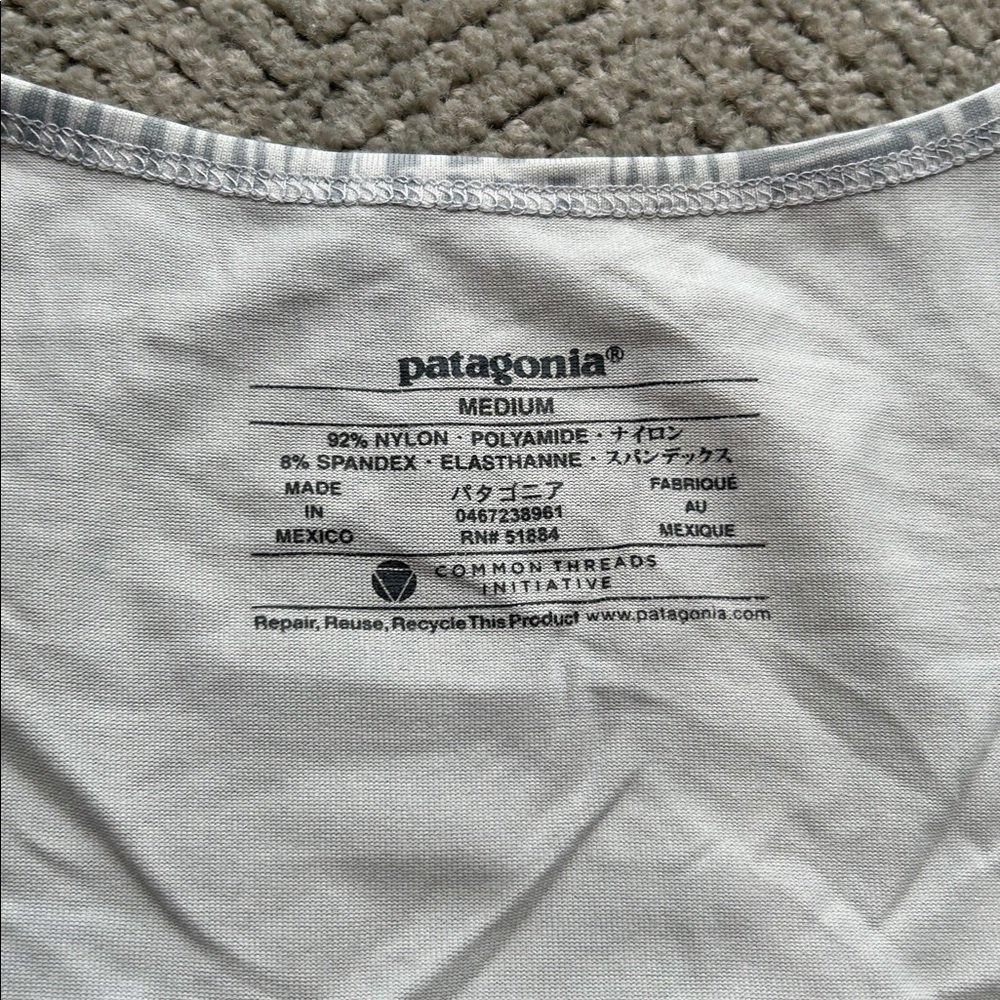 Patagonia Womens Bandha Tank Top Size M Light Gray Floral Stretch Scoop Neck - Picture 2 of 8